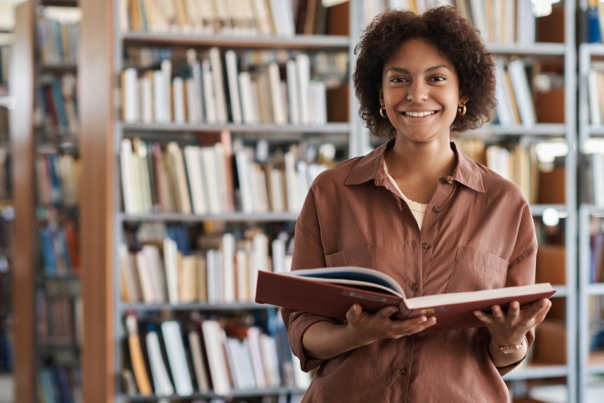 Pós-Graduação em Literatura Brasileira: Tradição, Crítica e Ensino