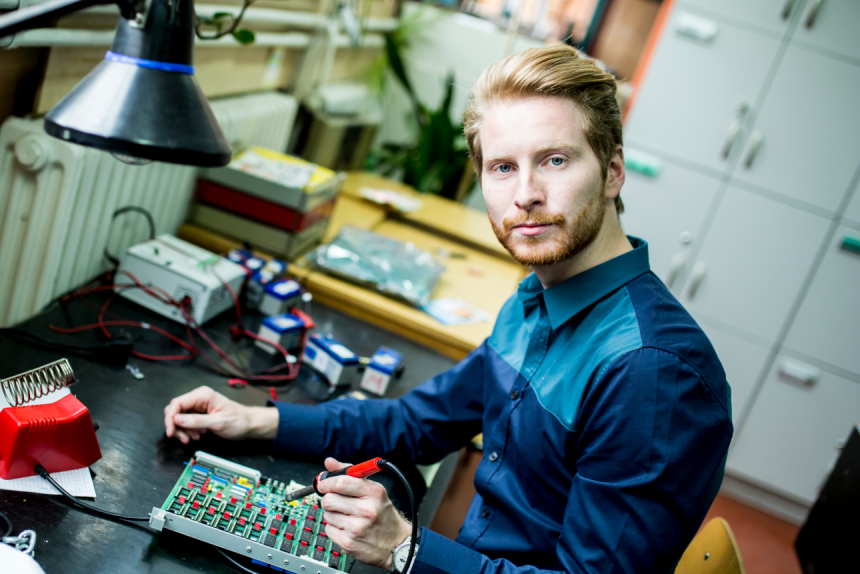 Pós-Graduação em Engenharia de Desenvolvimento de Projetos Eletrônicos: Formação para Projetar e Desenvolver Sistemas Eletrônicos de Alta Performance