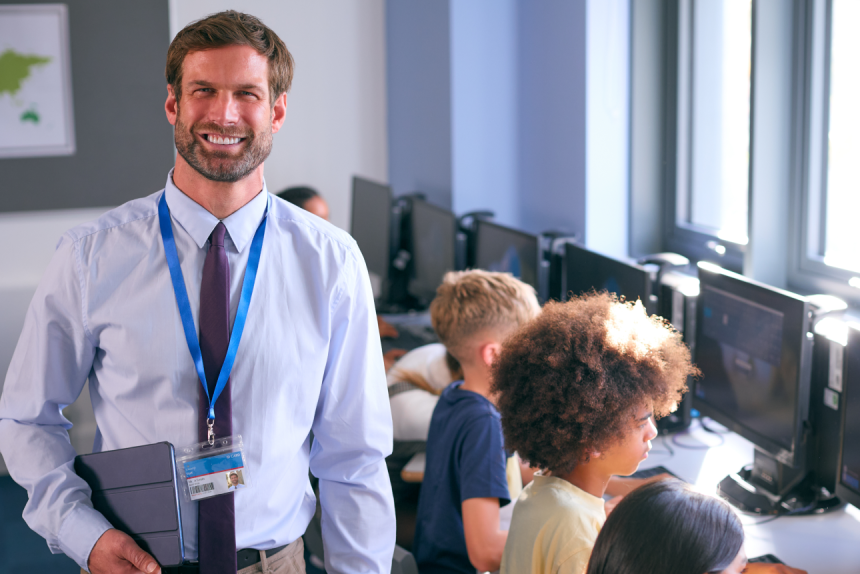 Pós-Graduação em Educomunicação: Formação para Integrar Comunicação e Educação em Diversos Contextos