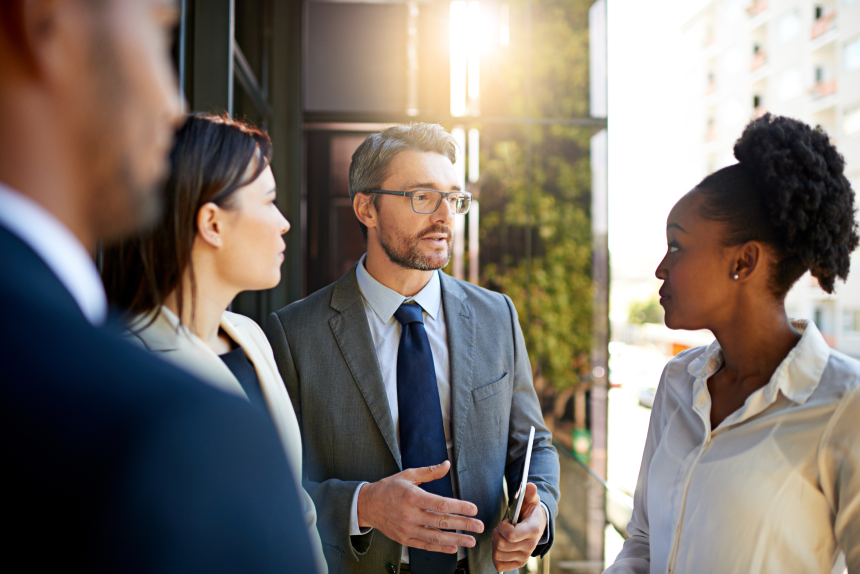 Comunicação e Informação Educacional e Empresarial: Formação para Gestores, Educadores e Comunicadores Organizacionais