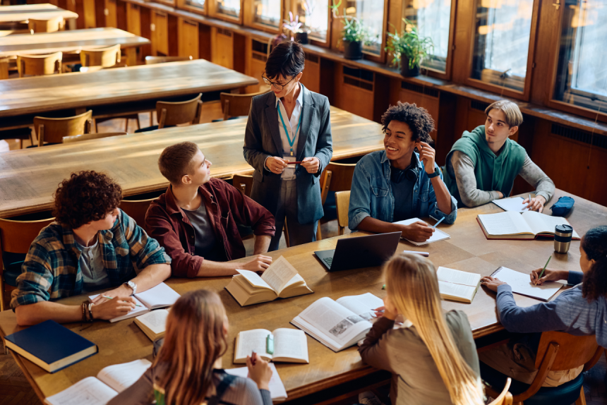 Curso de Extensão em Antropologia Da Educacao: Aprofundamento Teórico e Prático