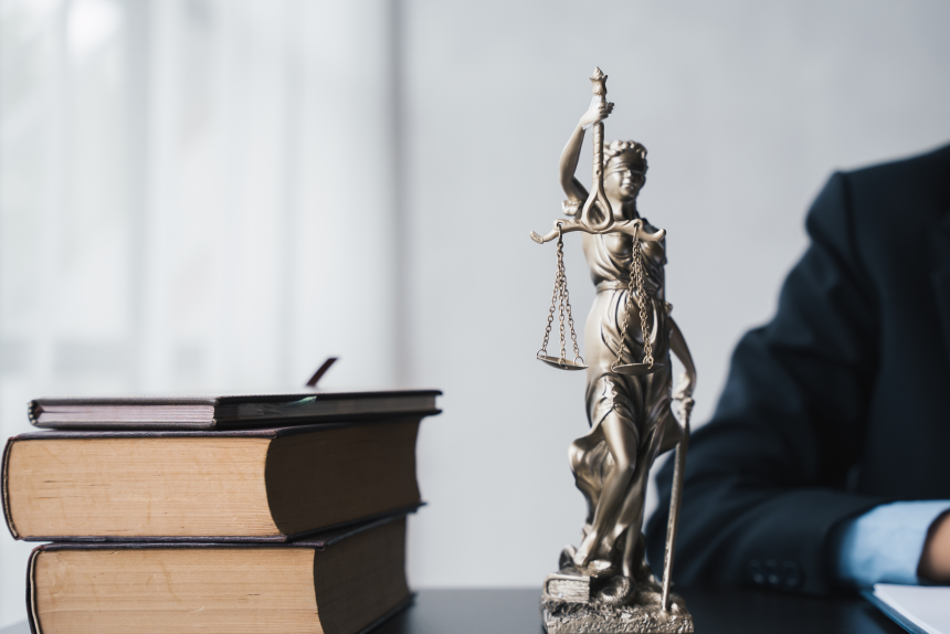 Curso de Extensão em Filosofia Do Direito: Aprofundamento Teórico e Prático