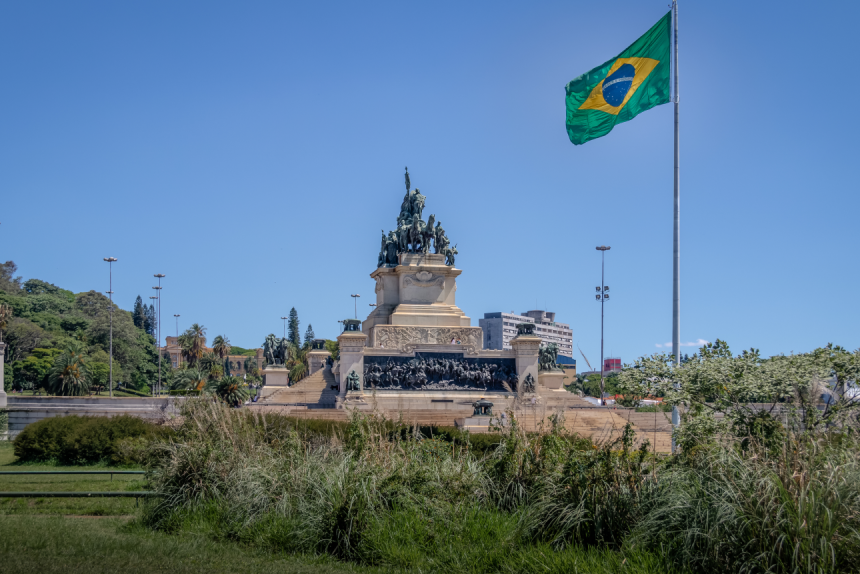 Curso de Extensão em Historia Do Brasil: Da Proclamacao Da Republica Ao Golpe De 1930: Aprofundamento Teórico e Prático