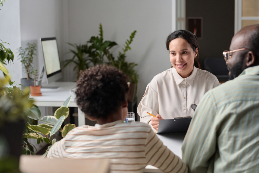 Curso de Extensão em Introducao Ao Servico Social: Aprofundamento Teórico e Prático