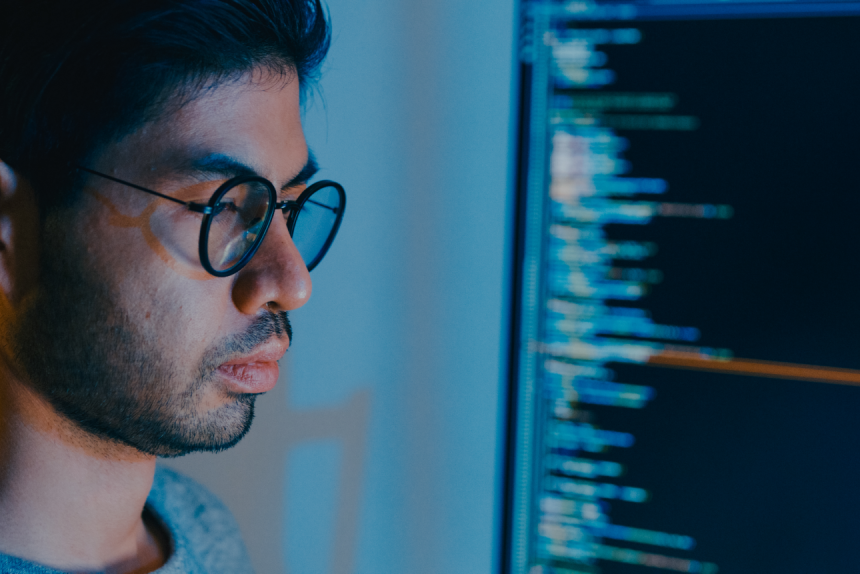 Linguagens e Paradigmas de Programação