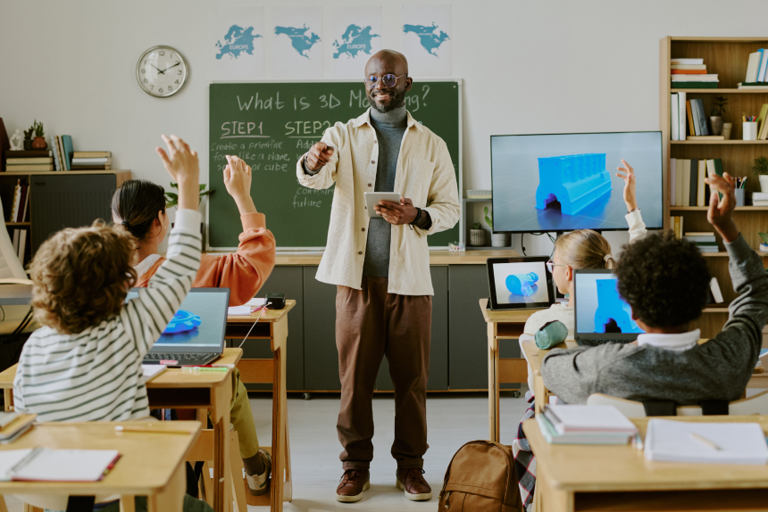 Novas Linguagens e Tecnologias Educacionais