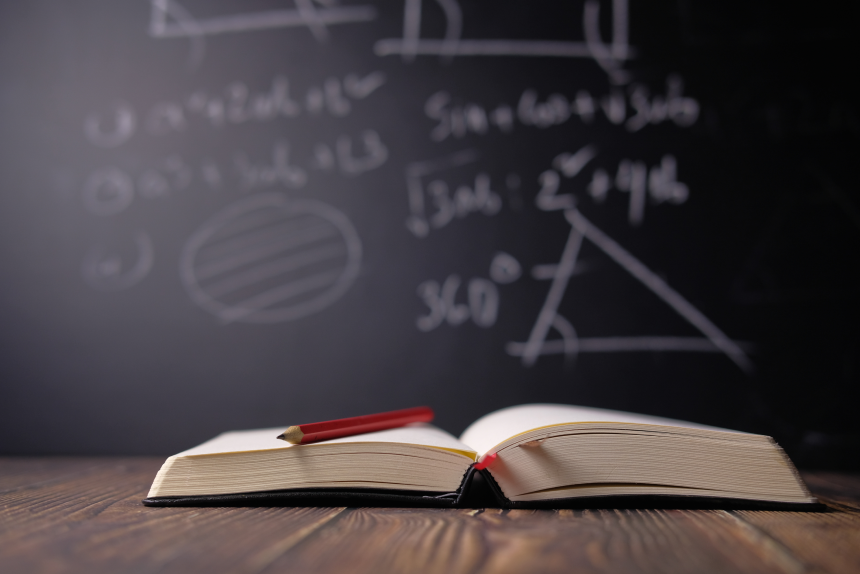 Curso de Extensão em Pesquisa E Pratica Em Educacao Matematica: Aprofundamento Teórico e Prático