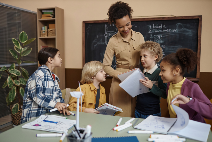 Curso de Extensão em Historia Da Educacao: Aprofundamento Teórico e Prático