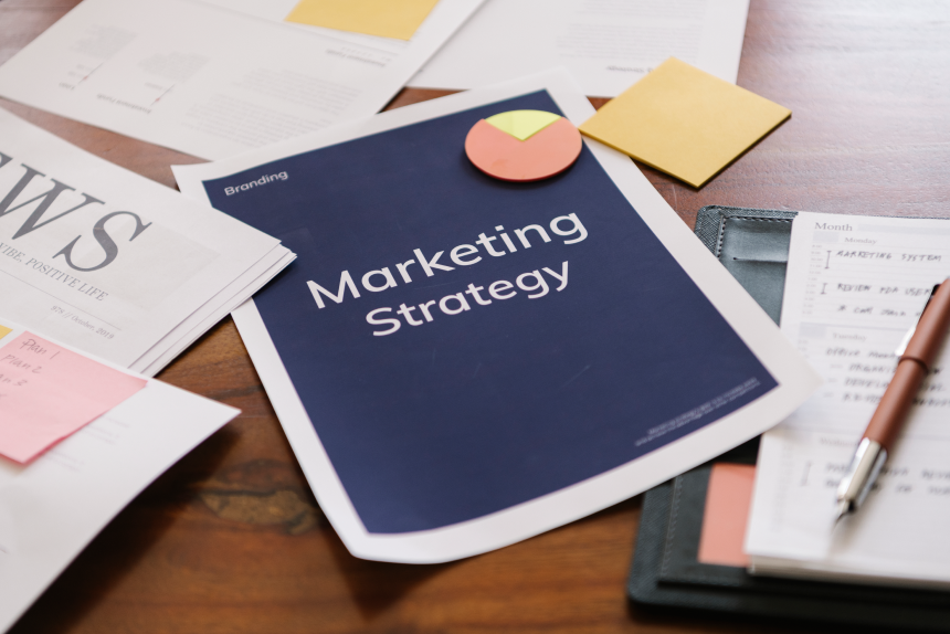 Curso de Extensão em Marketing Estrategico: Aprofundamento Teórico e Prático