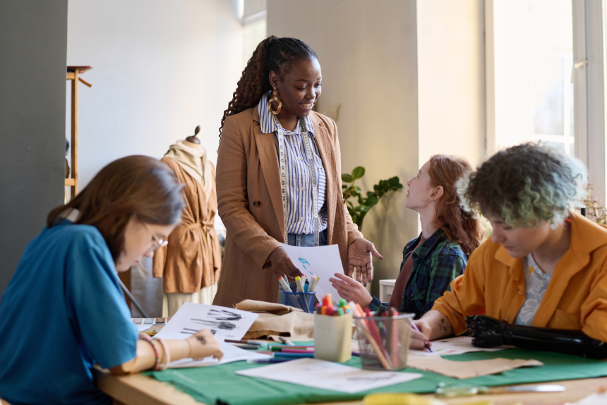 Curso de Extensão em Empreendedorismo Na Educacao: Aprofundamento Teórico e Prático