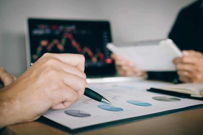 Curso de Extensão em Analise E Decisao De Investimentos: Aprofundamento Teórico e Prático