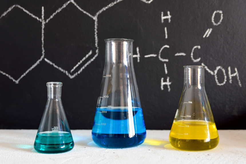 Curso de Extensão em Fundamentos De Quimica: Aprofundamento Teórico e Prático