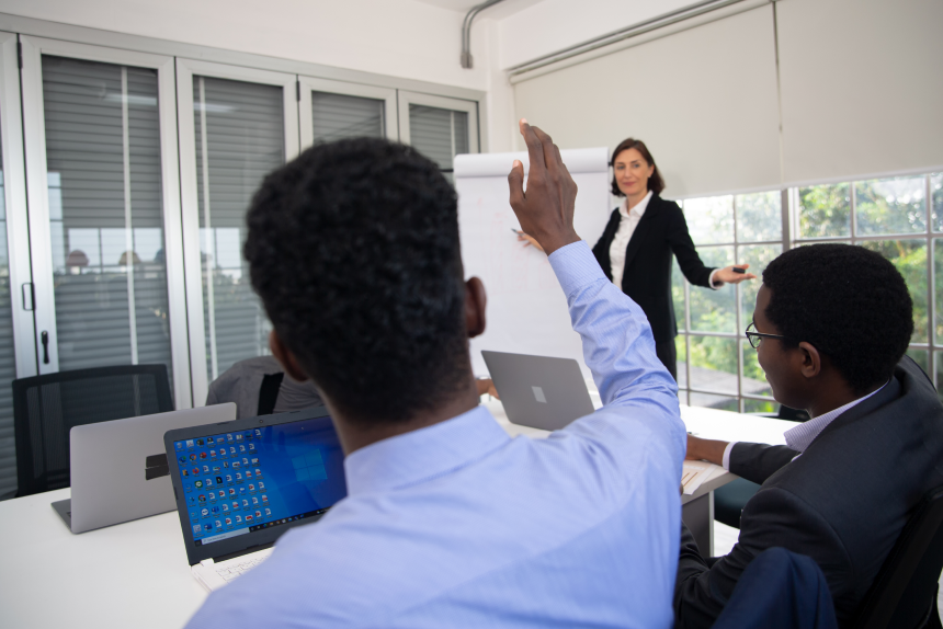 Curso de Extensão em Educacao Corporativa: Aprofundamento Teórico e Prático