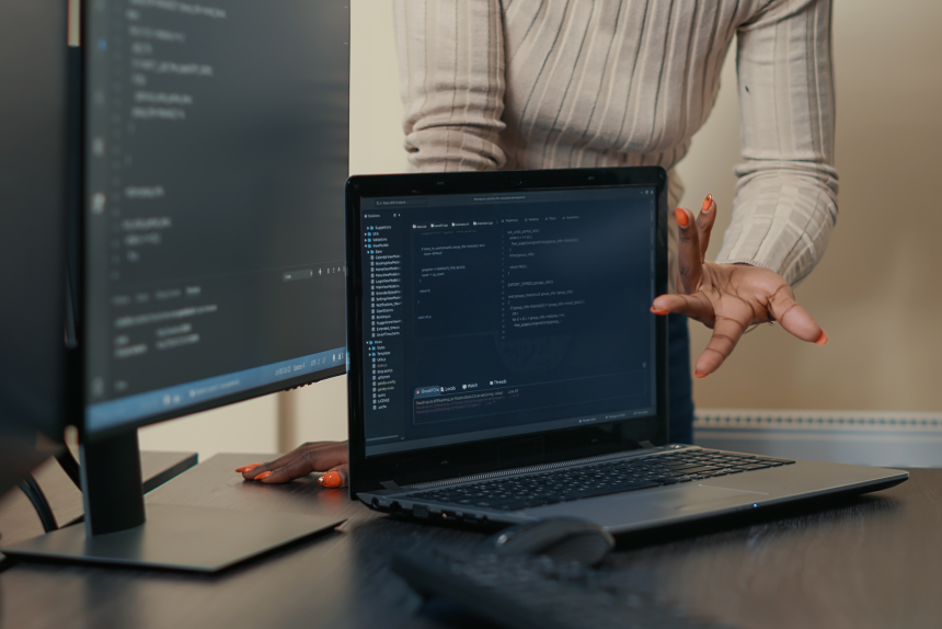 Desenvolvimento de Soluções com Python