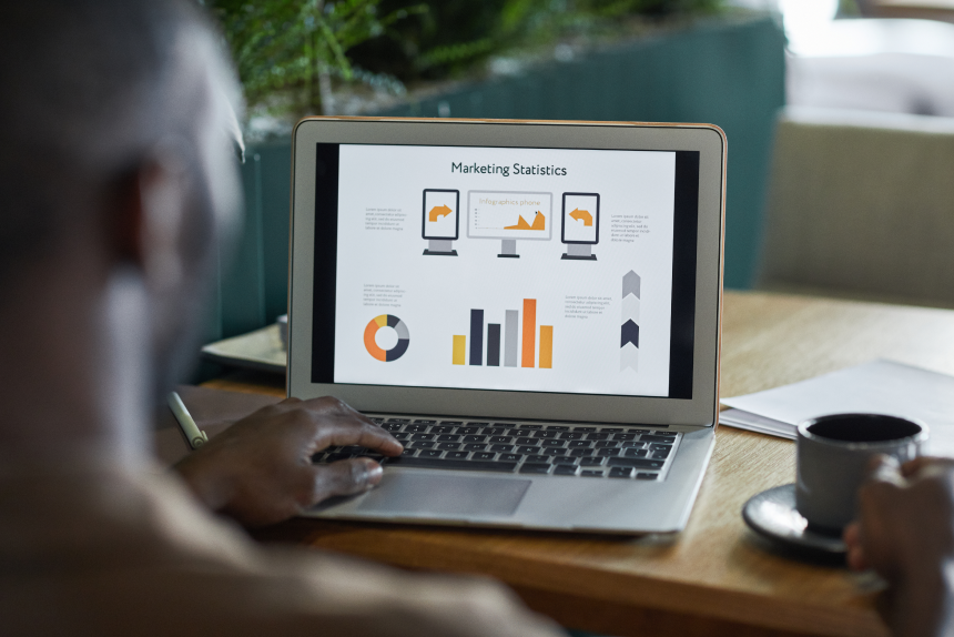 Curso de Extensão em Sistema De Informacoes De Marketing: Aprofundamento Teórico e Prático