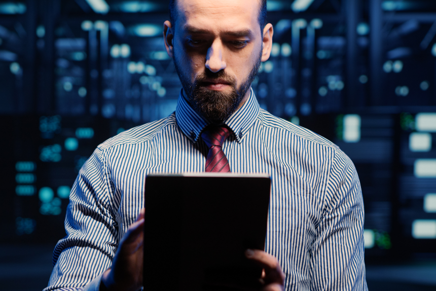 Curso de Extensão em Topicos Especiais Em Ti: Aprofundamento Teórico e Prático