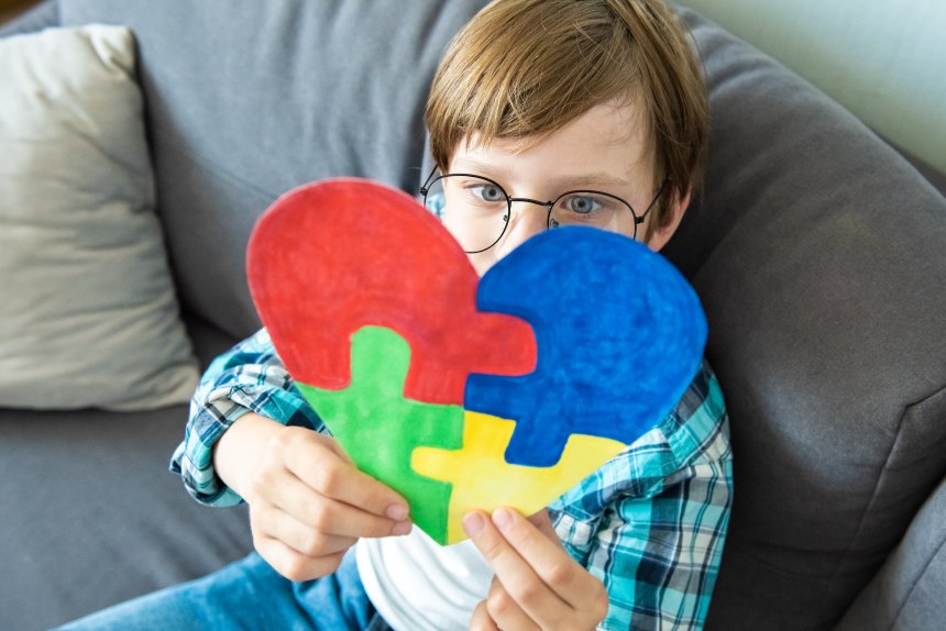 Curso de Extensão em Comunicacao E Linguagem No Autismo: Aprofundamento Teórico e Prático