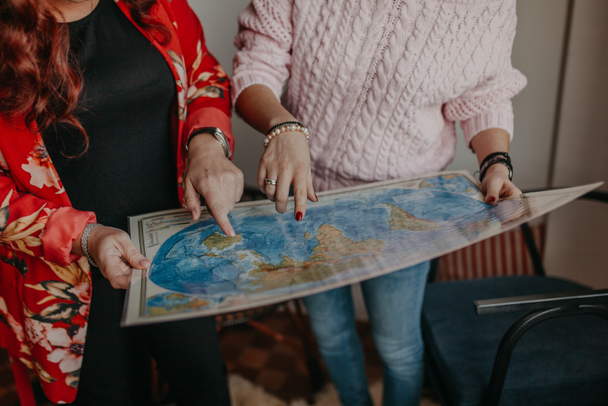 Curso de Extensão em Introducao A Cartografia: Aprofundamento Teórico e Prático