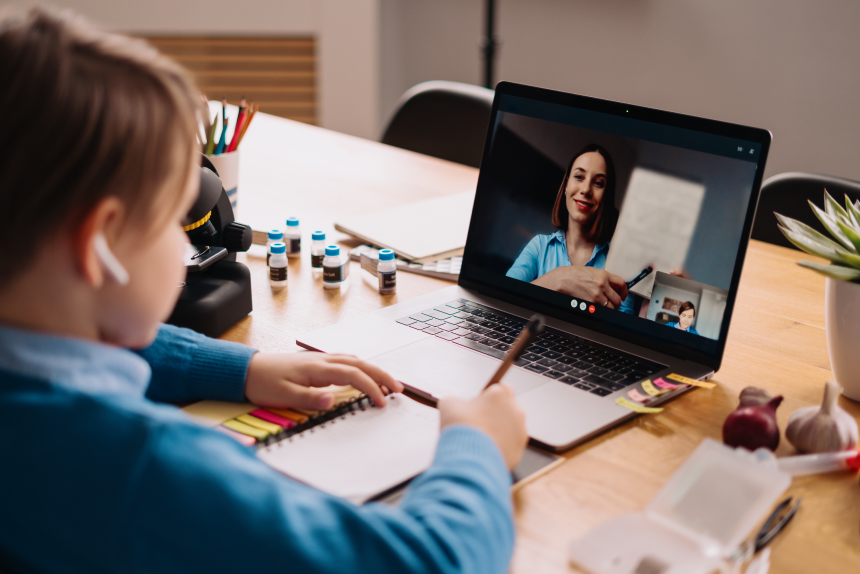 Ensino e aprendizagem na EaD