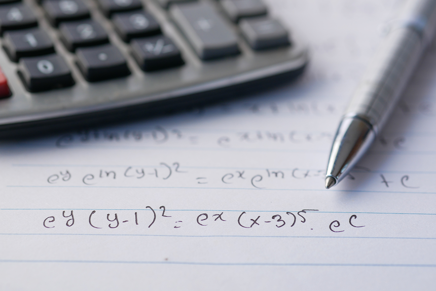 Curso de Extensão em Calculo Para Funcoes De Uma Variavel (calculo I): Aprofundamento Teórico e Prático
