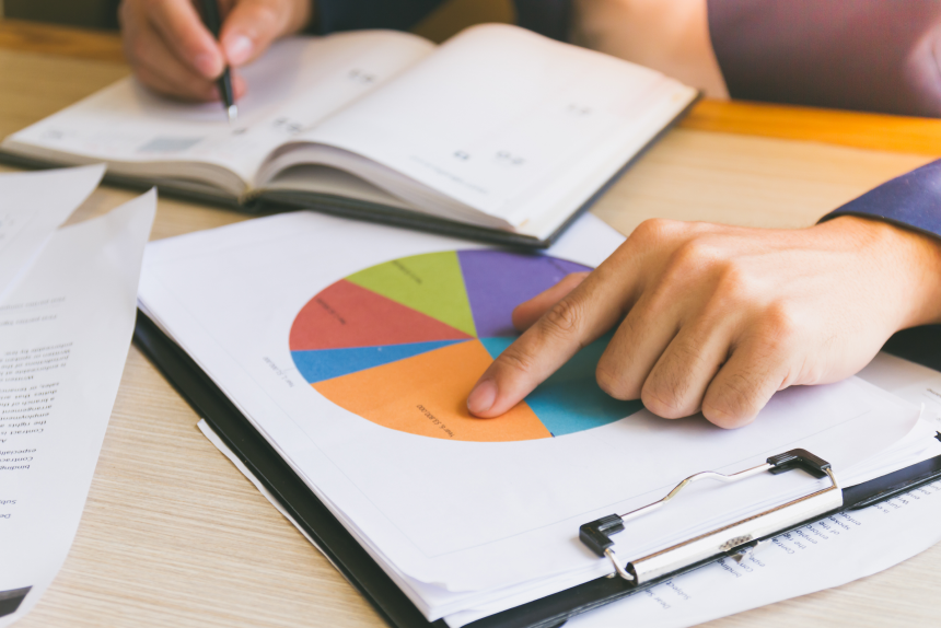 Curso de Extensão em Estatistica E Probabilidade: Conceitos E Aplicacoes: Aprofundamento Teórico e Prático