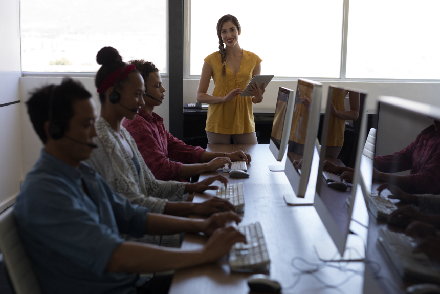 Curso de Extensão em Nocoes Basicas De Informatica: Aprofundamento Teórico e Prático